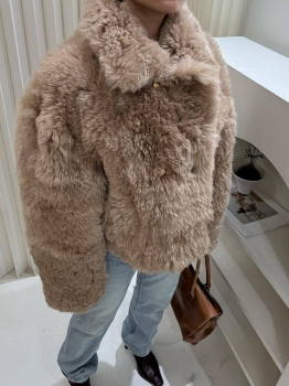 Шуба  Fendi Артикул BMS-149870. Вид 4