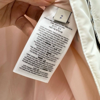 Пуховик Burberry Артикул BMS-149958. Вид 3