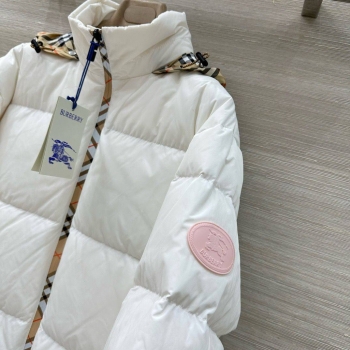 Пуховик Burberry Артикул BMS-149958. Вид 4
