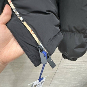 Пуховик Burberry Артикул BMS-149957. Вид 4