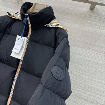 Пуховик Burberry Артикул BMS-149957. Вид 5