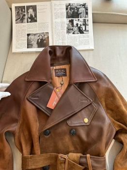 Замшевая куртка  Loro Piana Артикул BMS-150012. Вид 2