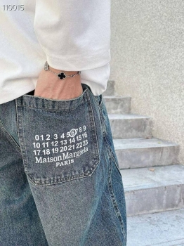 Джинсы  Maison Margiela Артикул BMS-150023. Вид 4