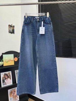 Джинсы Christian Dior Артикул BMS-150134. Вид 2