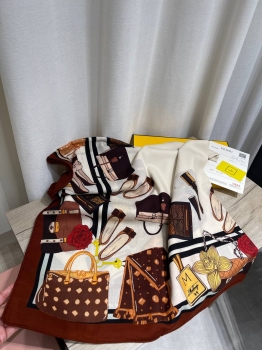 Платок Fendi Артикул BMS-150318. Вид 2