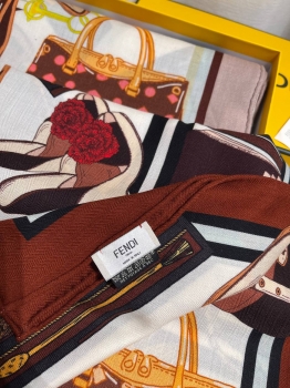 Платок Fendi Артикул BMS-150318. Вид 4