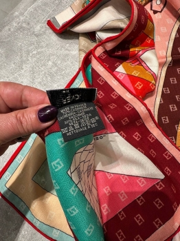 Платок Fendi Артикул BMS-150316. Вид 3