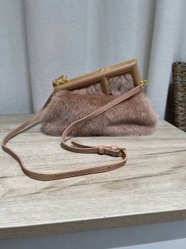 Сумка женская Fendi Артикул BMS-150390. Вид 1