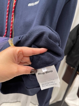 Ветровка Miu Miu Артикул BMS-150414. Вид 2 Ветровка Miu Miu Артикул BMS-150414. Вид 2