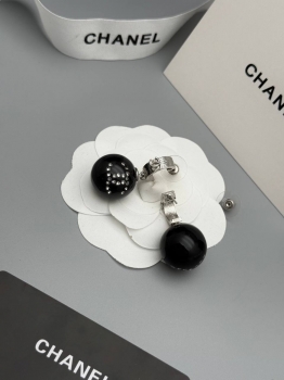 Серьги Chanel Артикул BMS-150454. Вид 2  Серьги Chanel Артикул BMS-150454. Вид 2