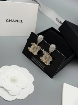 Серьги Chanel Артикул BMS-150453. Вид 1  Серьги Chanel Артикул BMS-150453. Вид 1