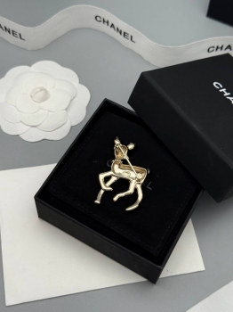 Брошь  Chanel Артикул BMS-150456. Вид 3 Брошь  Chanel Артикул BMS-150456. Вид 3