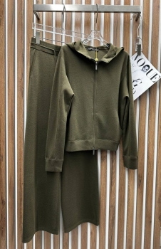 Костюм спортивный Loro Piana Артикул BMS-150463. Вид 1 Костюм спортивный Loro Piana Артикул BMS-150463. Вид 1