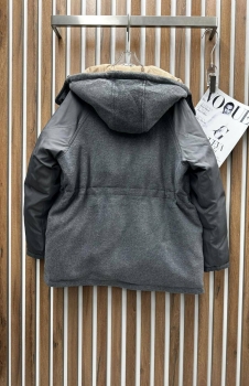 Двухсторонний пуховик Fendi Артикул BMS-150490. Вид 6 Двухсторонний пуховик Fendi Артикул BMS-150490. Вид 6