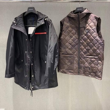 Куртка 2в1  Prada Артикул BMS-150515. Вид 1 Куртка 2в1  Prada Артикул BMS-150515. Вид 1