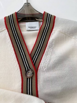 Кардиган Burberry Артикул BMS-150653. Вид 2 Кардиган Burberry Артикул BMS-150653. Вид 2