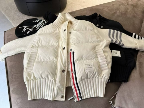 Куртка  THOM BROWNE Артикул BMS-150651. Вид 4 Куртка  THOM BROWNE Артикул BMS-150651. Вид 4