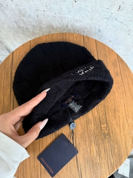 Шапка  Louis Vuitton Артикул BMS-150666. Вид 2 Шапка  Louis Vuitton Артикул BMS-150666. Вид 2