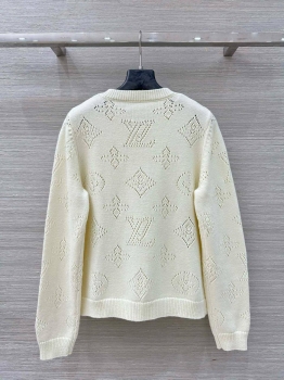 Костюм женский Louis Vuitton Артикул BMS-150719. Вид 3