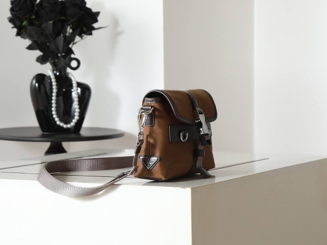 Сумка мужская  Prada Артикул BMS-150751. Вид 2