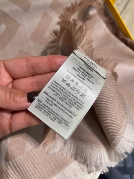 Платок Fendi Артикул BMS-150814. Вид 3