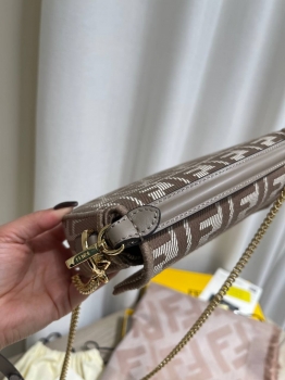 Сумка женская  Fendi Артикул BMS-150819. Вид 3