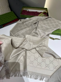 Шарф  Gucci Артикул BMS-150829. Вид 4