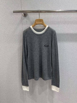 Лонгслив  Miu Miu Артикул BMS-150881. Вид 1