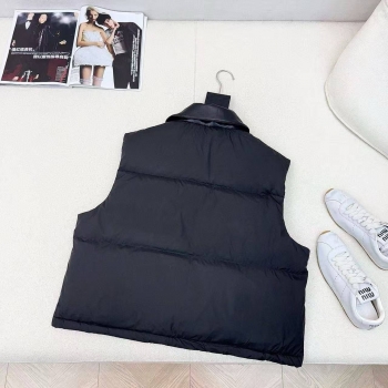 Жилет  Miu Miu Артикул BMS-150890. Вид 2