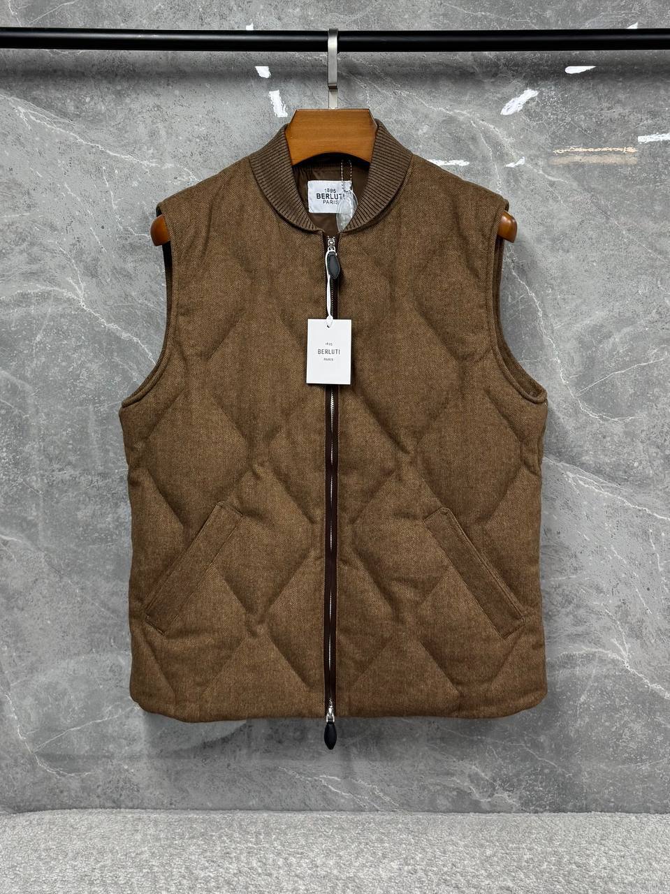 Жилет   Berluti Артикул BMS-150559 Жилет   Berluti Артикул BMS-150559