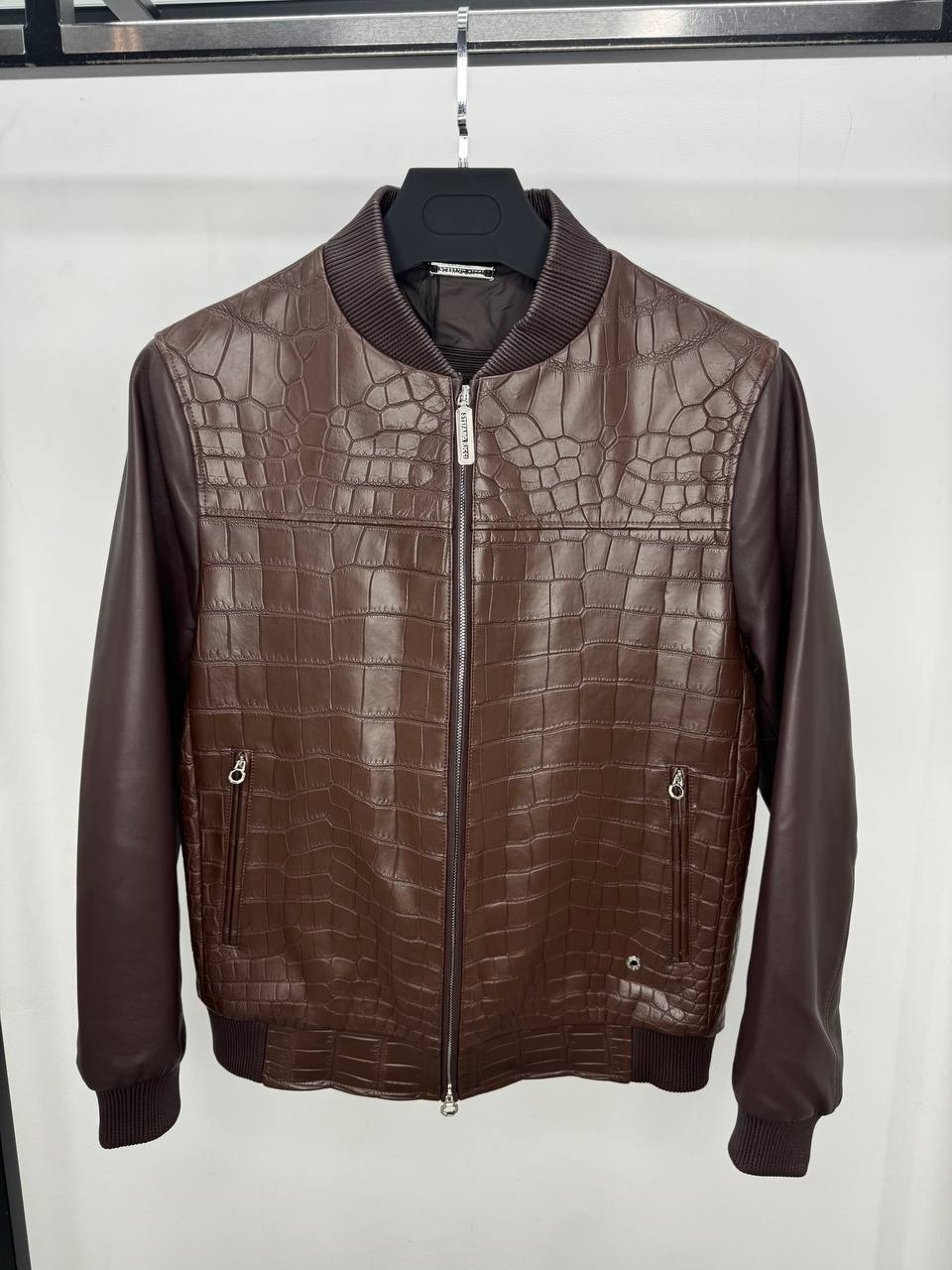 Кожаная куртка со вставками из кожи крокодила  Stefano Ricci Артикул BMS-150583 Кожаная куртка со вставками из кожи крокодила  Stefano Ricci Артикул BMS-150583