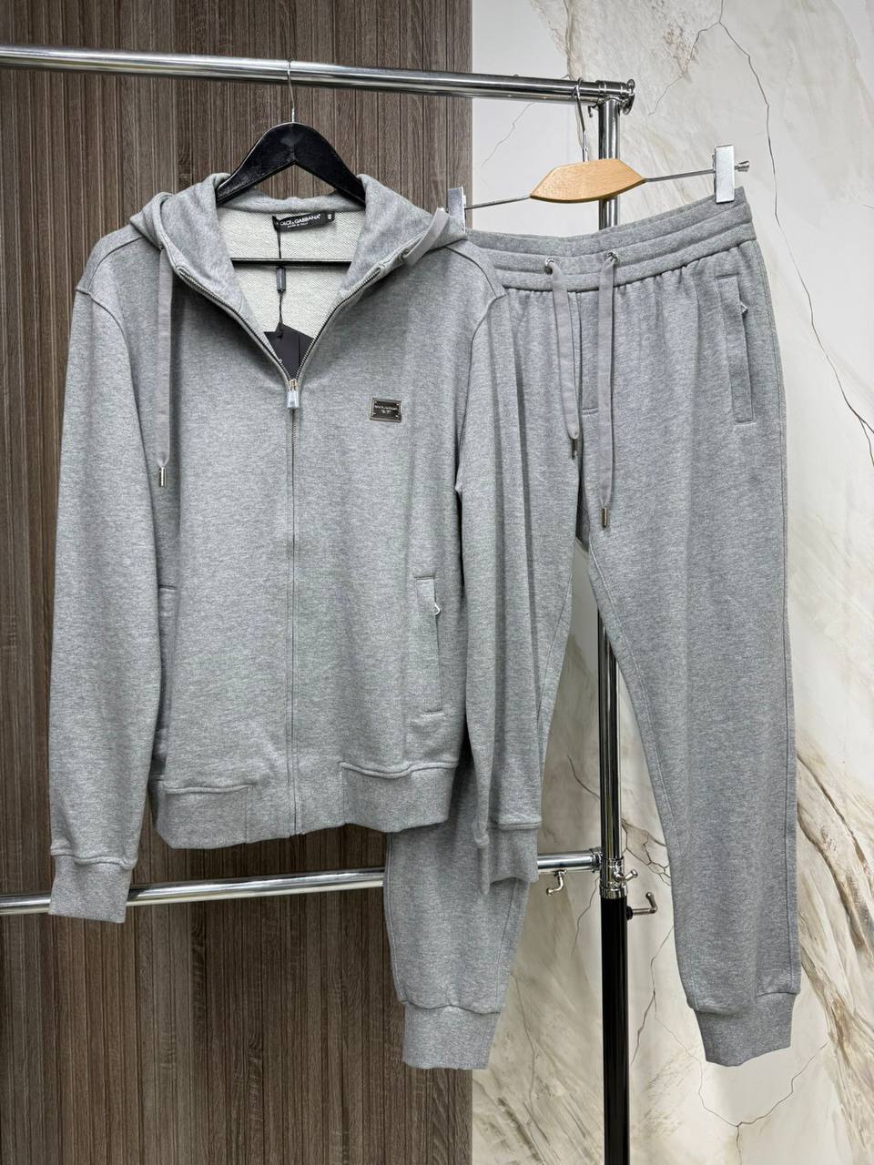 Костюм спортивный Dolce & Gabbana Артикул BMS-150571 Костюм спортивный Dolce & Gabbana Артикул BMS-150571