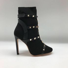 Ботильоны Garavani 'Rockstud Bodytech' 