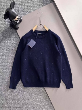 Свитер мужской