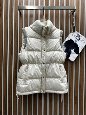 Жилет 