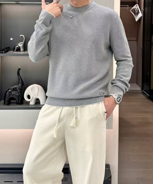 Свитер мужской