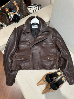 Куртка кожаная