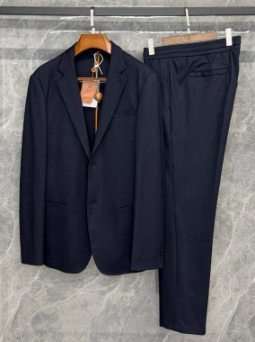 Костюм мужской