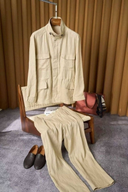 Костюм мужской