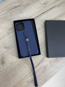 Чехол на iPhone 13 pro