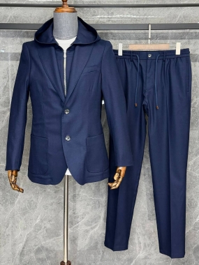 Костюм мужской