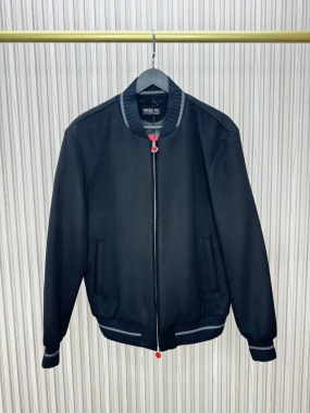 Кашемировый бомбер