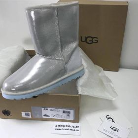 UGG