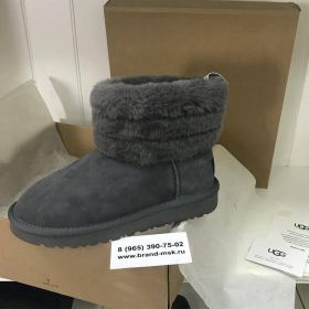 UGG