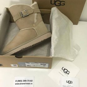 UGG