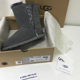 UGG