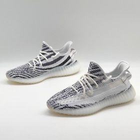 Кроссовки женские Adidas Yeezy Boost