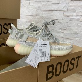 Кроссовки   Adidas Yeezy Boost