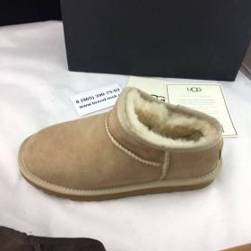  UGG 