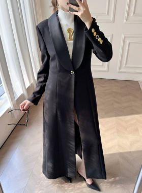 Плащ Schiaparelli 